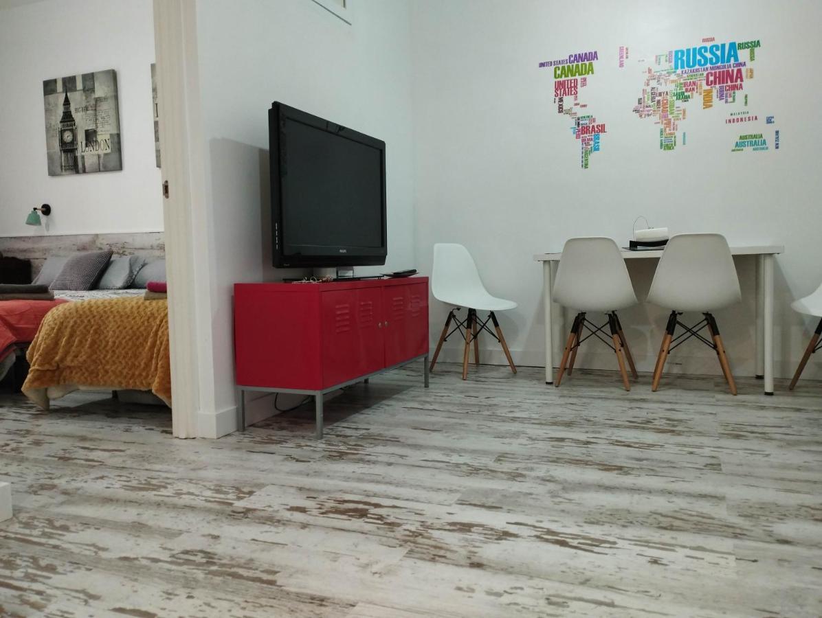 Apartment Fira Bcn Camp Nou Л'Успіталет-да-Любрагат Екстер'єр фото