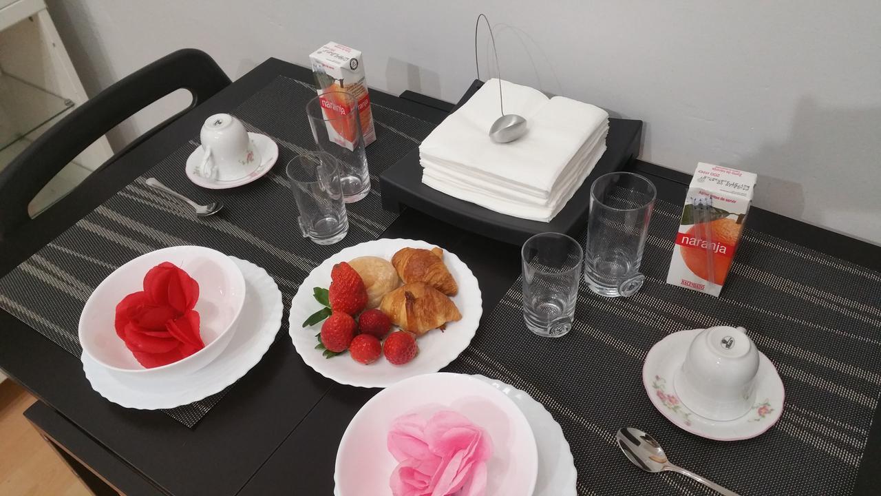Apartment Fira Bcn Camp Nou Л'Успіталет-да-Любрагат Екстер'єр фото